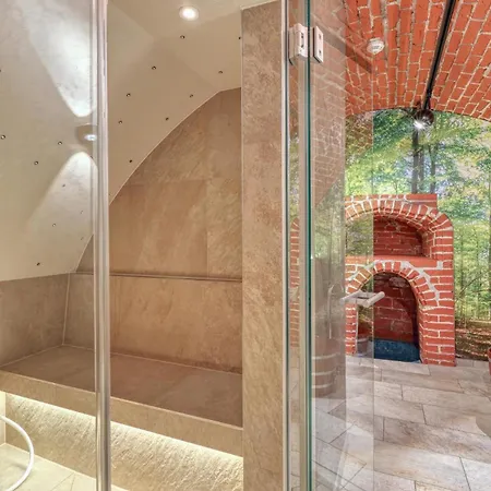 Dorothea Apartment