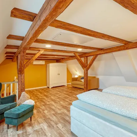 Dorothea Apartment *