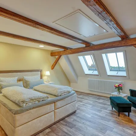 Dorothea Apartment *